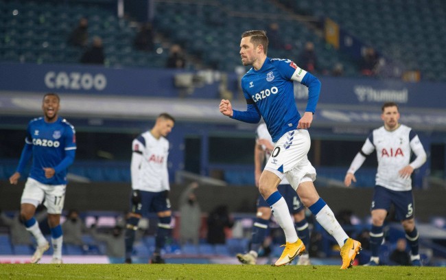 德的退役年 德的退役年