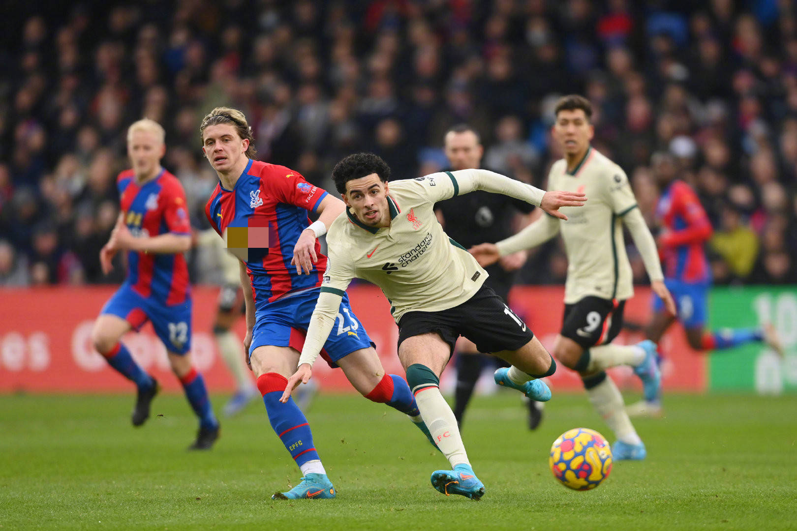 現吸引眾人 現吸引眾人