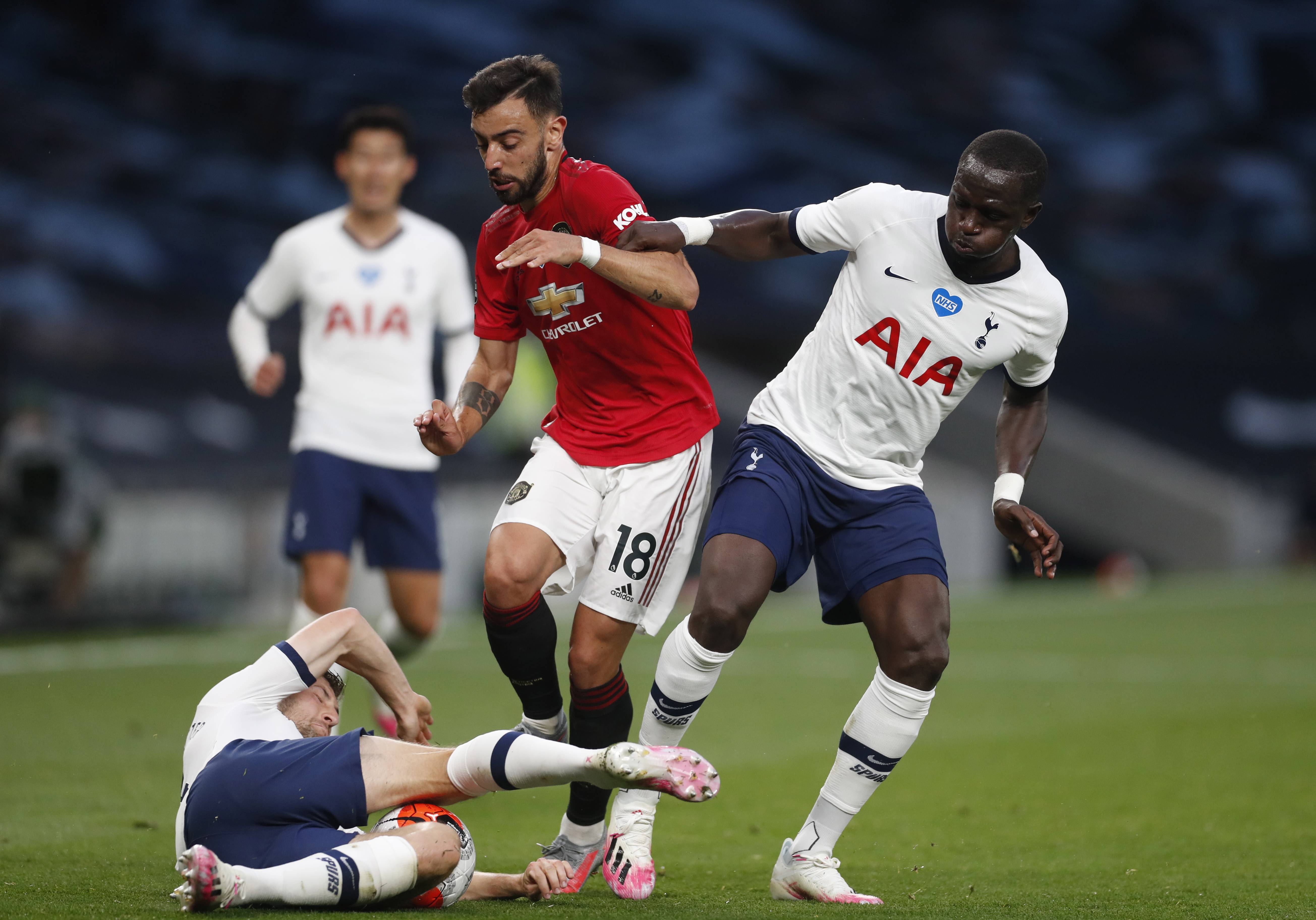 策略则更显 策略则更显